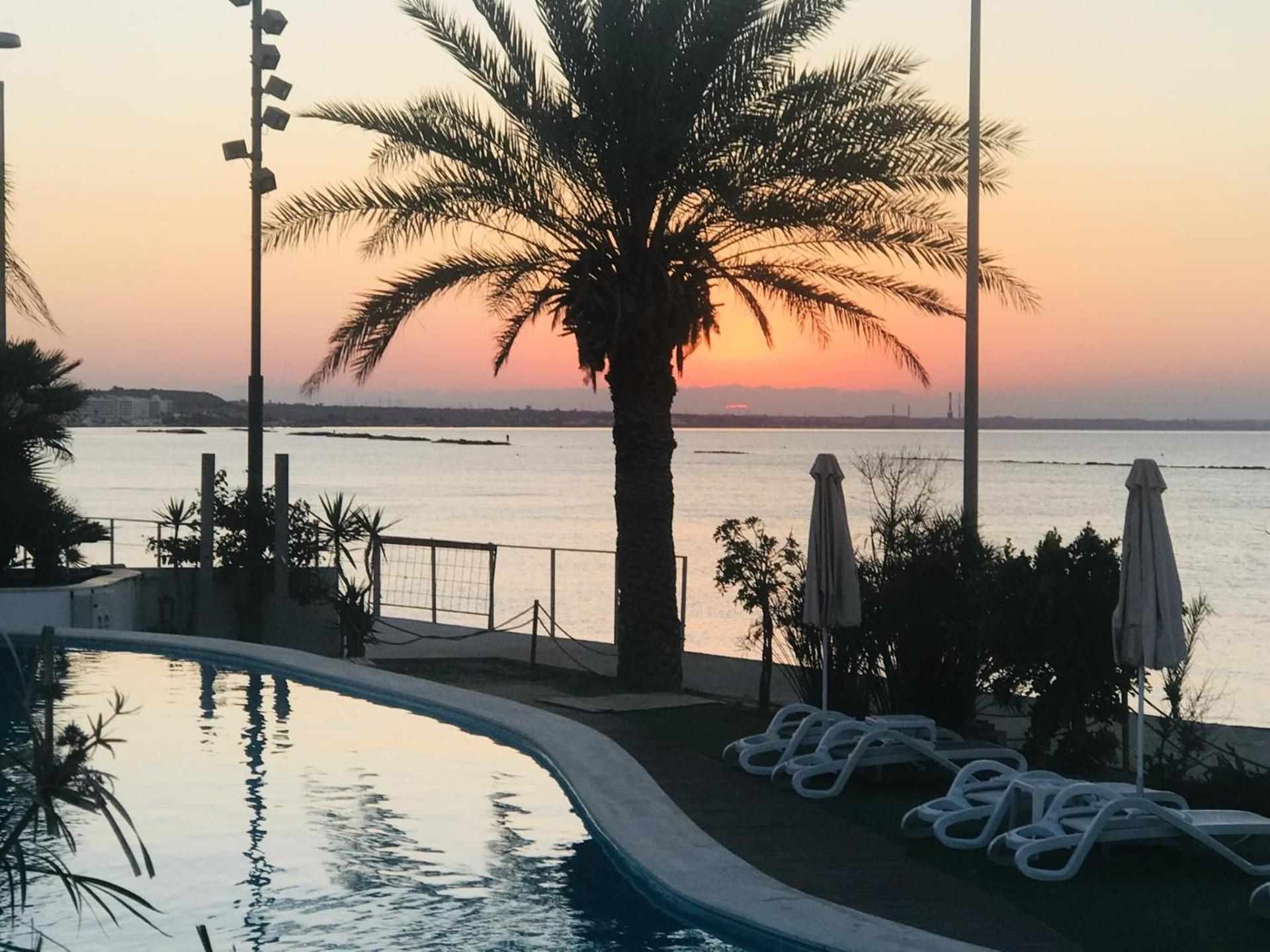 Lebay Beach Hotel Larnaca Exterior photo